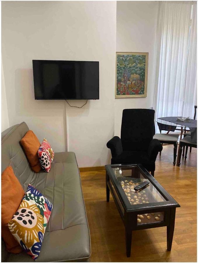 Apartament In Front Of Coliseum 3 Rzym Zewnętrze zdjęcie